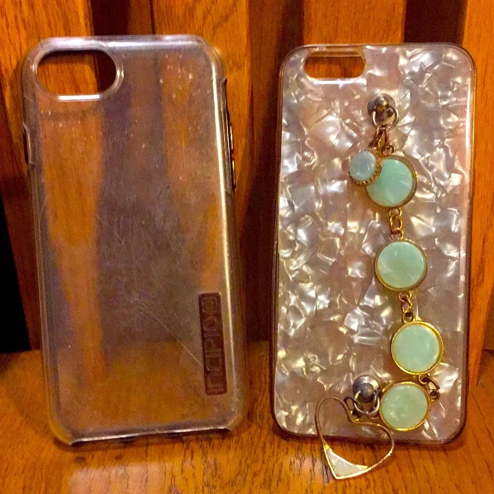 2 iPhone 6 Cases📱